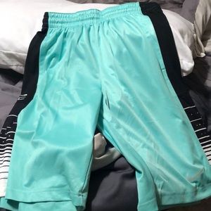 Men’s Nike elite basketball shorts